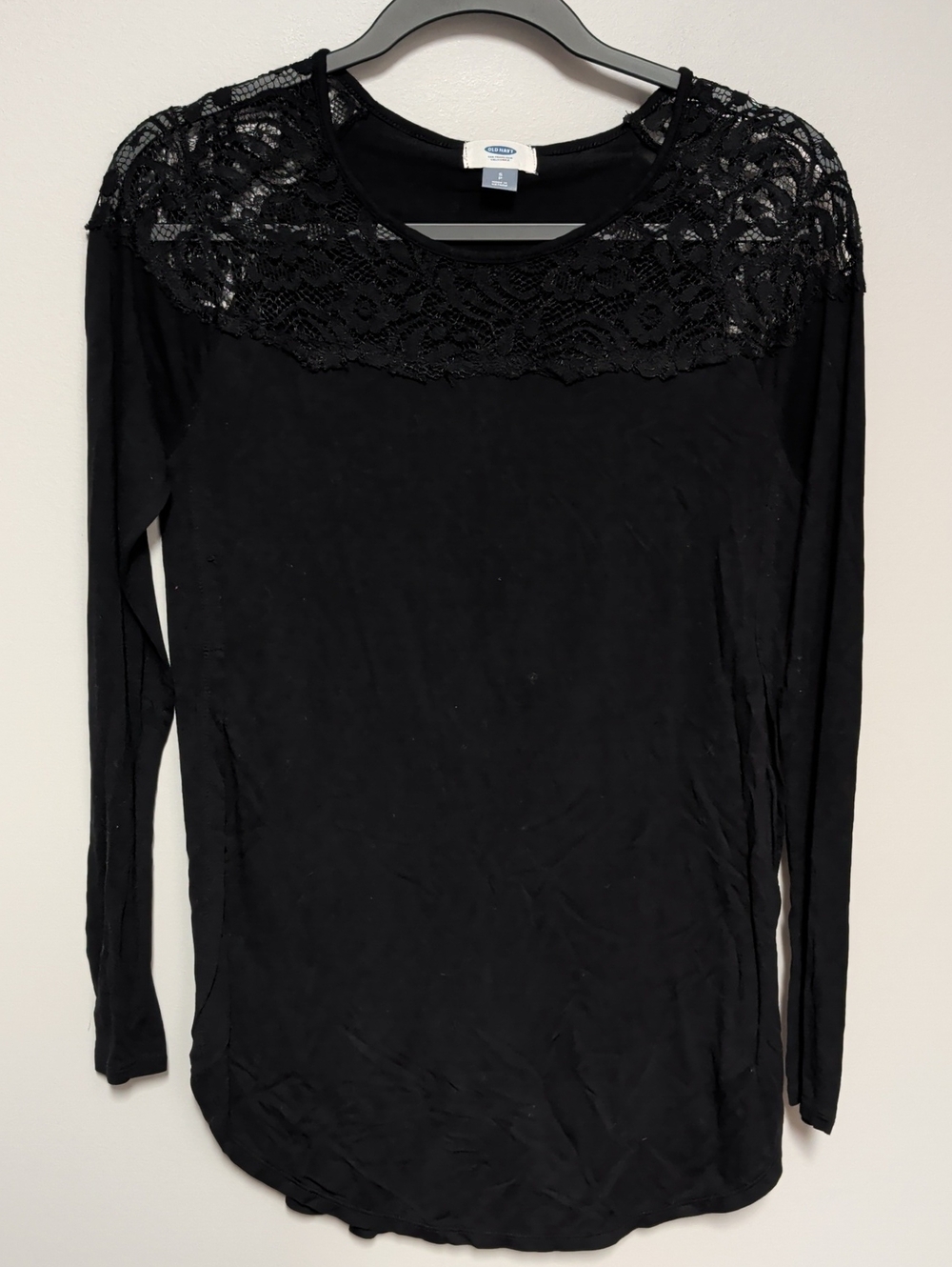 Old Navy Black Long Sleeve Lace Yoke Tee